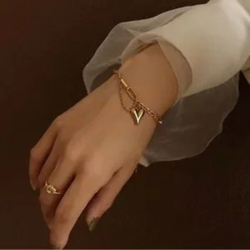 18k Gold Plated Heart Charm Bracelet